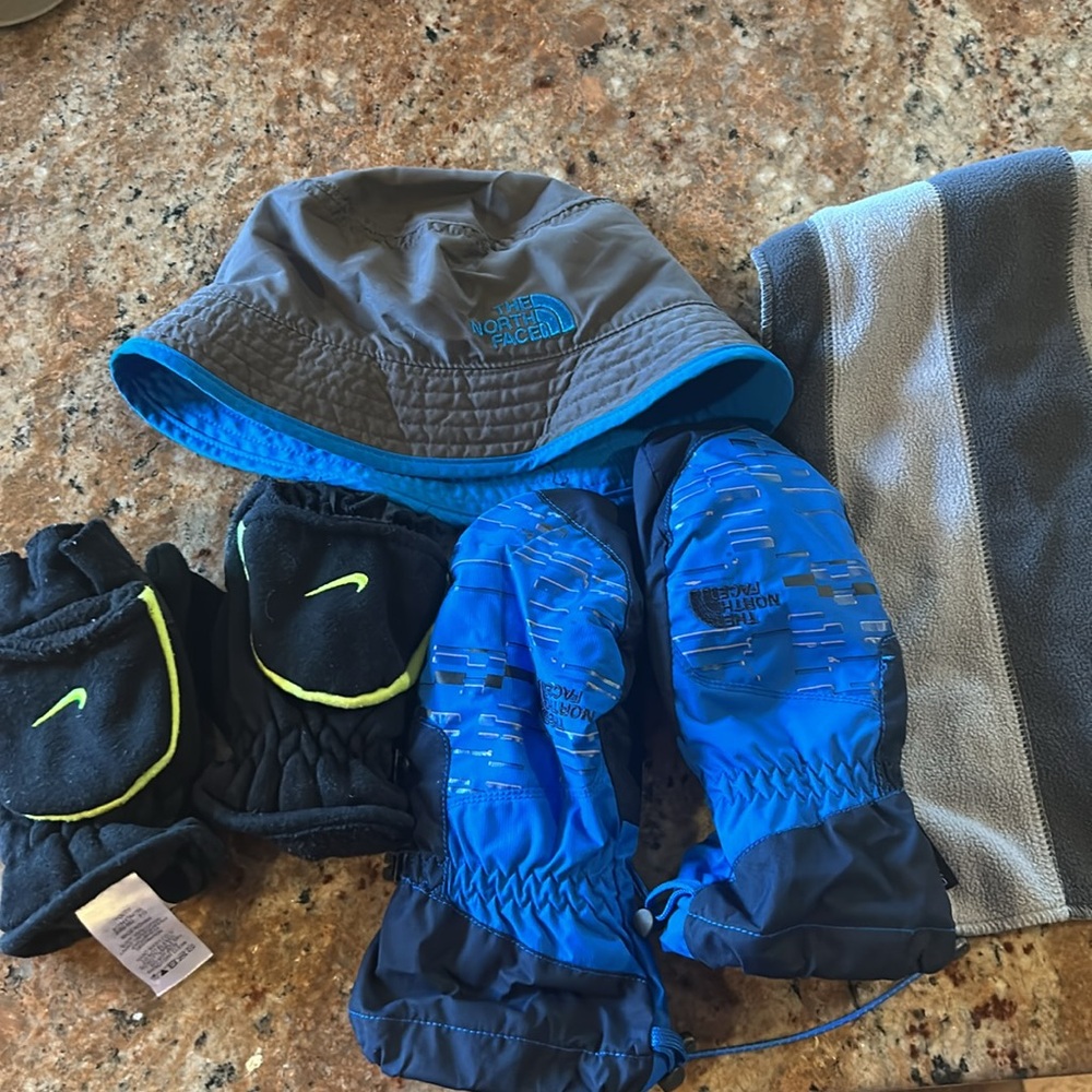 Kids Gloves Youth accessories bundle